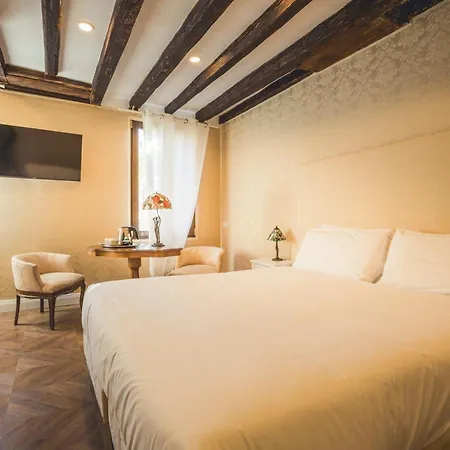 Residenza Lucrezia Gasthof *