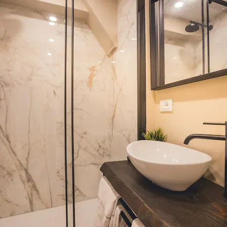 Residenza Lucrezia بيت ريفي البندقية