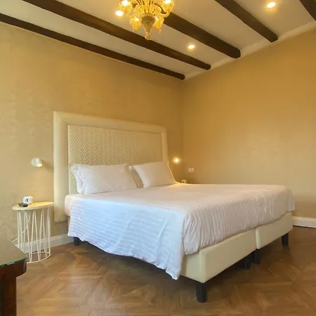 אורחן Residenza Lucrezia ונציה