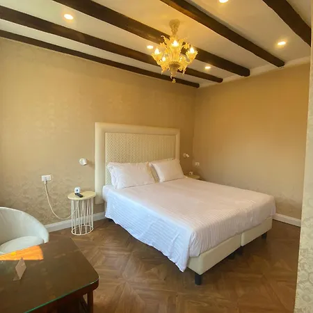 Residenza Lucrezia Inn *