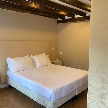 Residenza Lucrezia Inn Venecia