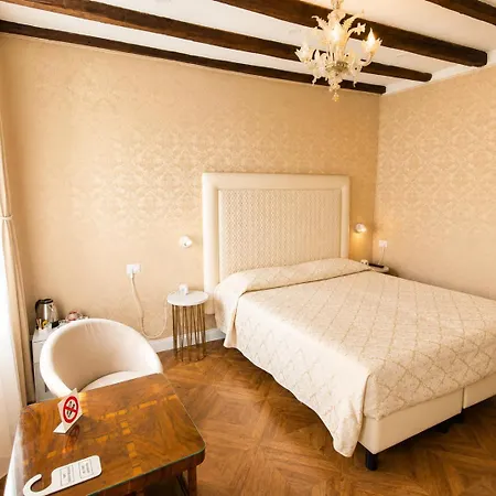 Residenza Lucrezia * Venetië